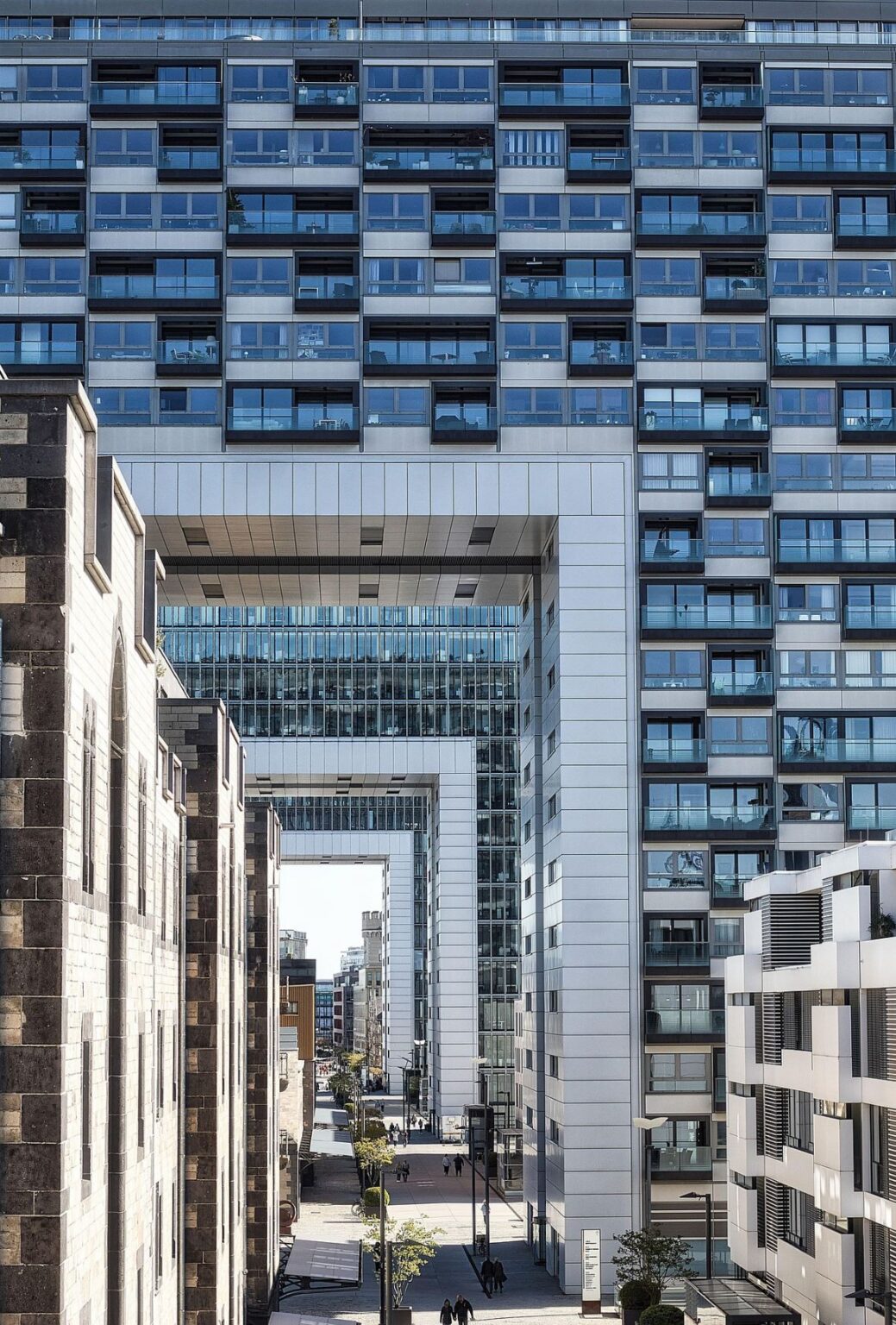 Team arbeitet gemeinsam an Rollen und Zusammenarbeit